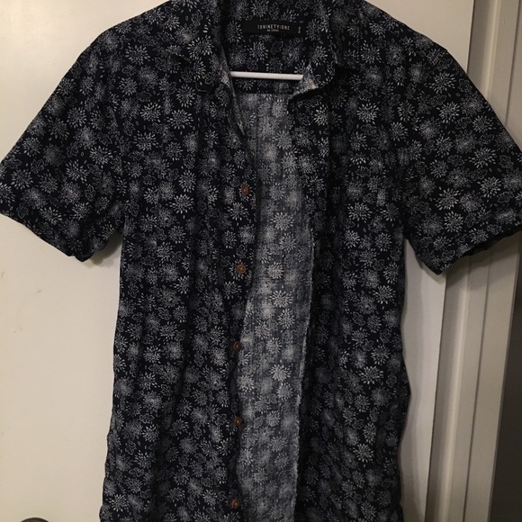 19 Ninety One Classy Button Down - Picture 2 of 6